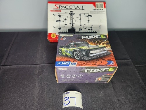 SPACERAIL & REMOTE CONTROL CAR