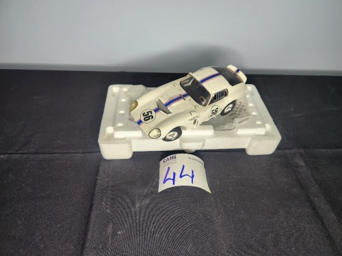 METAL DIECAST CAR