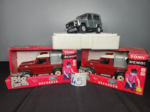 3 X DIECAST LANDROVER CARS