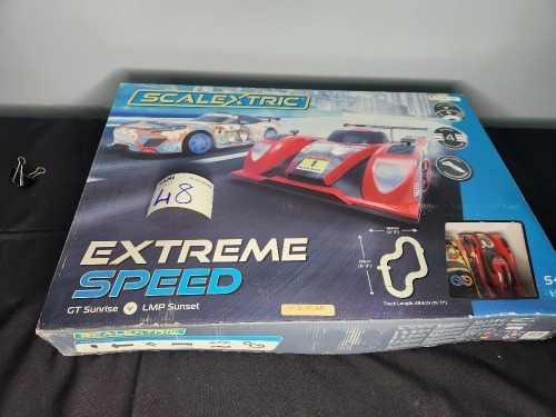 SCALEXTRIC SLOT CARS