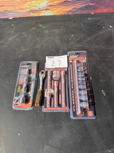 ASSORTED SOCKET COMBO