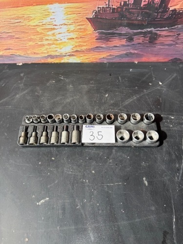 GEDORE &frac12; INCH DRIVE SOCKET AND ALLEN KEY SET
