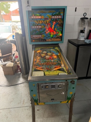 1972 NIPIT PINBALL MACHINE 4X PLAYER (WORKING)