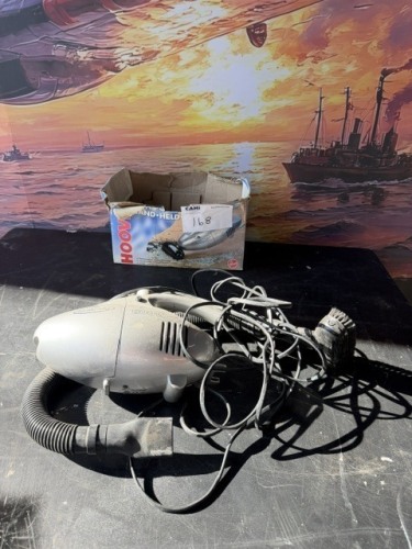HOOVER HANDHELD VACUUM