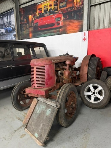 1941 DAVID BROWN CROPMASTER (95% COMPLETE NEEDS RESTORATION)