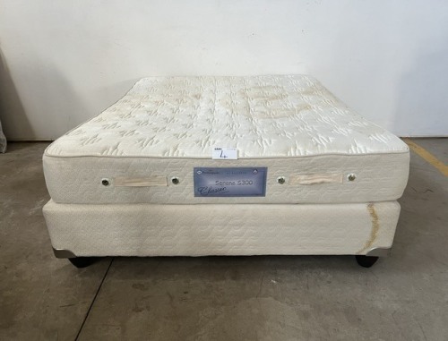 QUEEN BED BASE AND MATTRESS