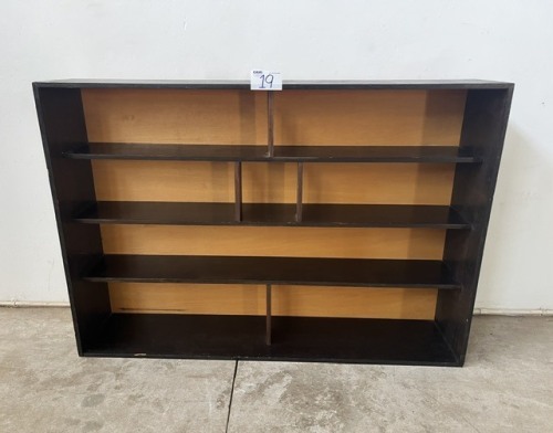 WOODEN SHELF (H1060, W310, L1530)