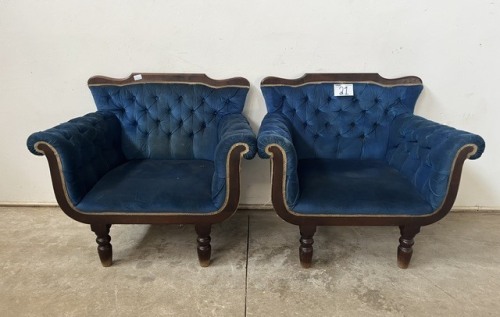 2 X VINTAGE BUTTON BACK ARM CHAIRS