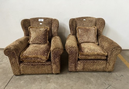 2 X VINTAGE ARM CHAIRS