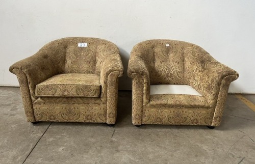 2 X VINTAGE BUTTON BACK ARM CHAIRS