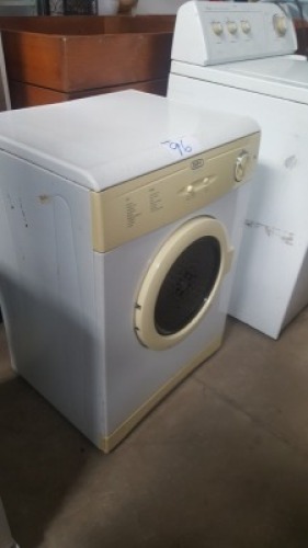DEFY TUMBLE DRYER (SWITCHING ON)