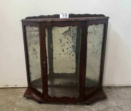 DISPLAY CABINET