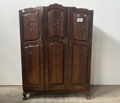 BALL AND CLAW 2 DOOR WARDROBE