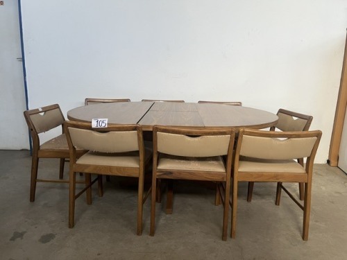 8 SEATER DINING ROOM SUITE