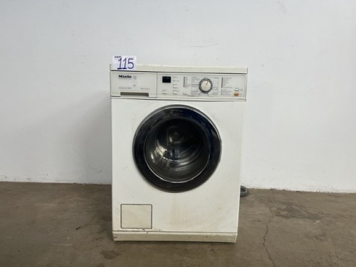 MIELE FRONT LOADER WASHING MACHINE (SWITCHING ON)