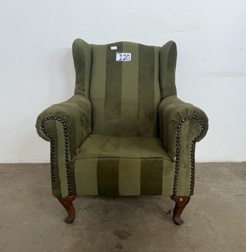 WINGBACK CHAIR
