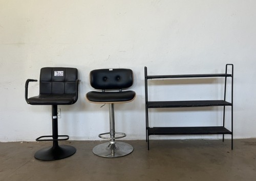 2 X BAR STOOLS AND WOODEN SHELF