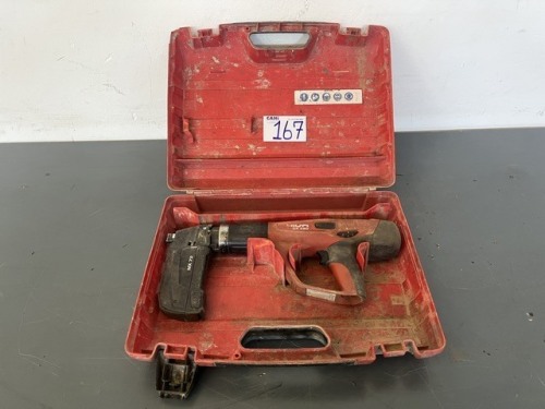 HILTI DX 460 NAIL GUN