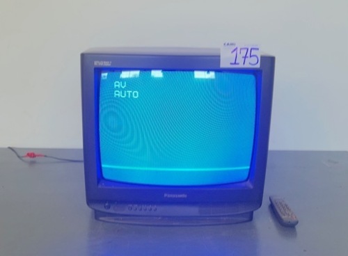 PANASONIC BOX TV (SWITCHING ON)