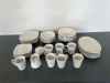 42 PIECE DINNER SET