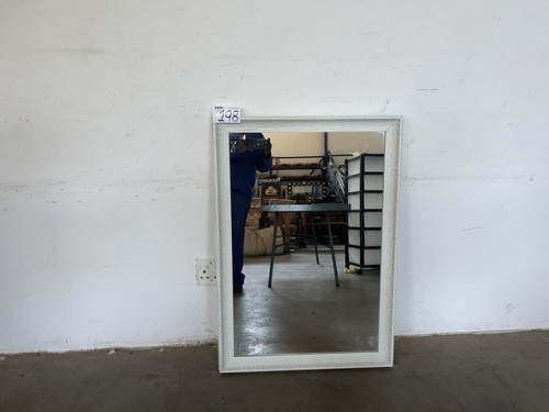 FRAMED MIRROR (715X1015)