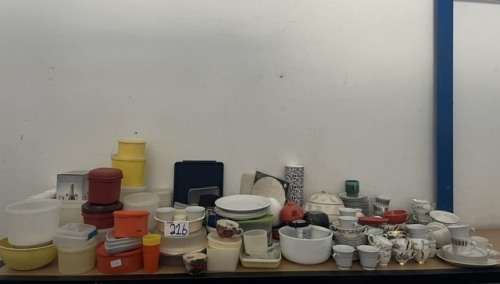 ASSORTED KITCHENWARE AND OTHER HOUSEHOLD GOODS