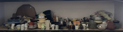 ASSORTED KITCHENWARE AND OTHER HOUSEHOLD GOODS