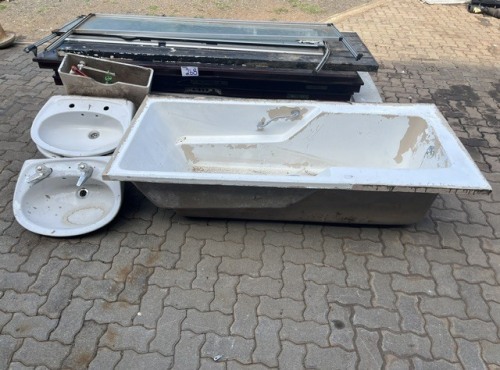 ASSORTED WOODEN DOORS, BATH TUB, BATHROOM BASIN AND OTHER GOODS
