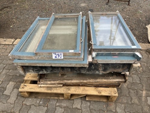 ASSORTED WOODEN WINDOWS