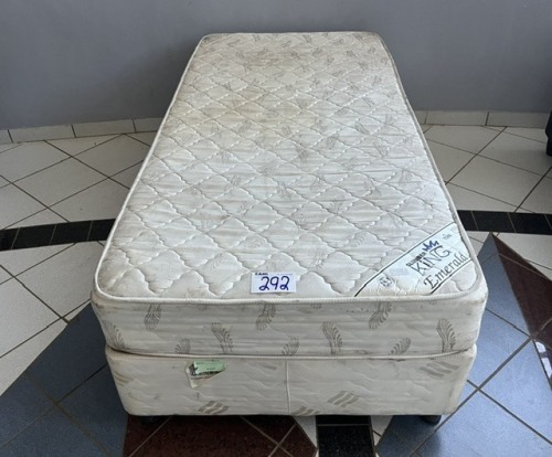 SINGLE BED BASE AND MATTRESS SET