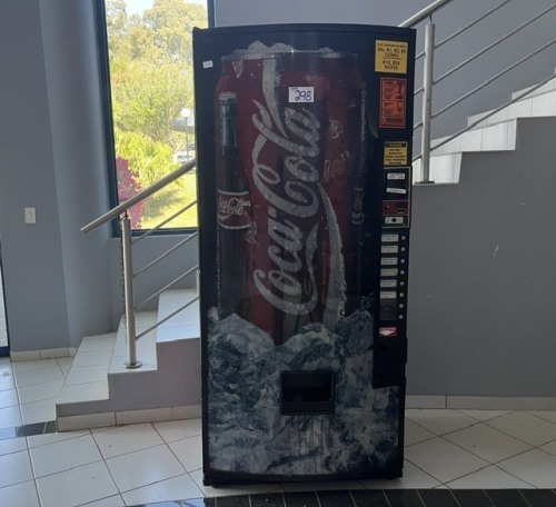 COCA COLA VENTING MACHINE