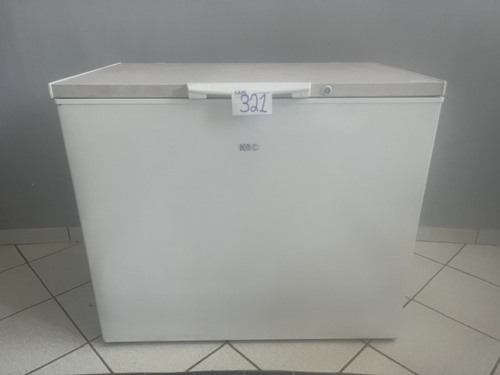 KIC CHEST FREEZER (WORKING)