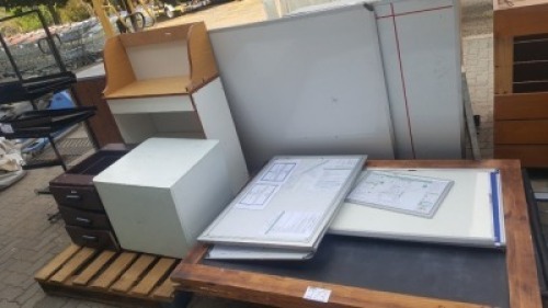 2 X WHITE BOARDS,ADVERTISEMENT BOARDS,PEDESTALS AND OTHER 