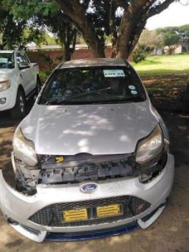 2013 FORD FOCUS HATCH BACK - VDC DOCUMENT - SCRAPPED