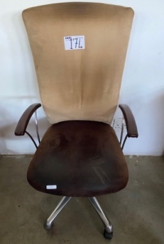 OFFICE CHAIR  