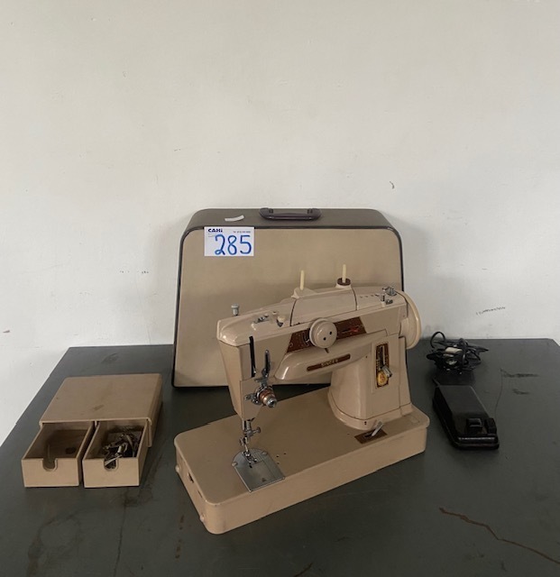 SINGER SEWING MACHINE (WORKING) ONLINE WAREHOUSE AUCTION 24 & 25
