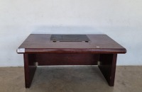 OFFICE DESK WITH INLAY (H770, W795, L1600)