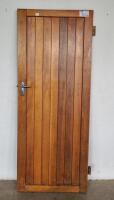 WOODEN DOOR