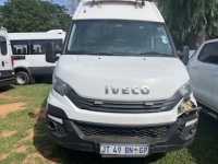 2020 IVECO DAILY 9 SEATER - UNRESERVED