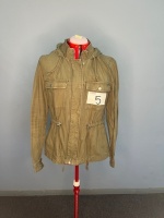 DIVIDED / HEM KHAKI CLOUR EURO 44