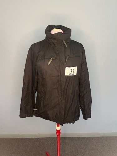 Mc KINLEY BLACK JACKET MEDIUM