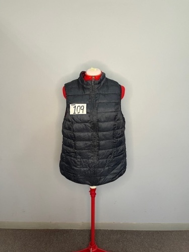 SLEEVELESS PUFFER NAVY LARGE